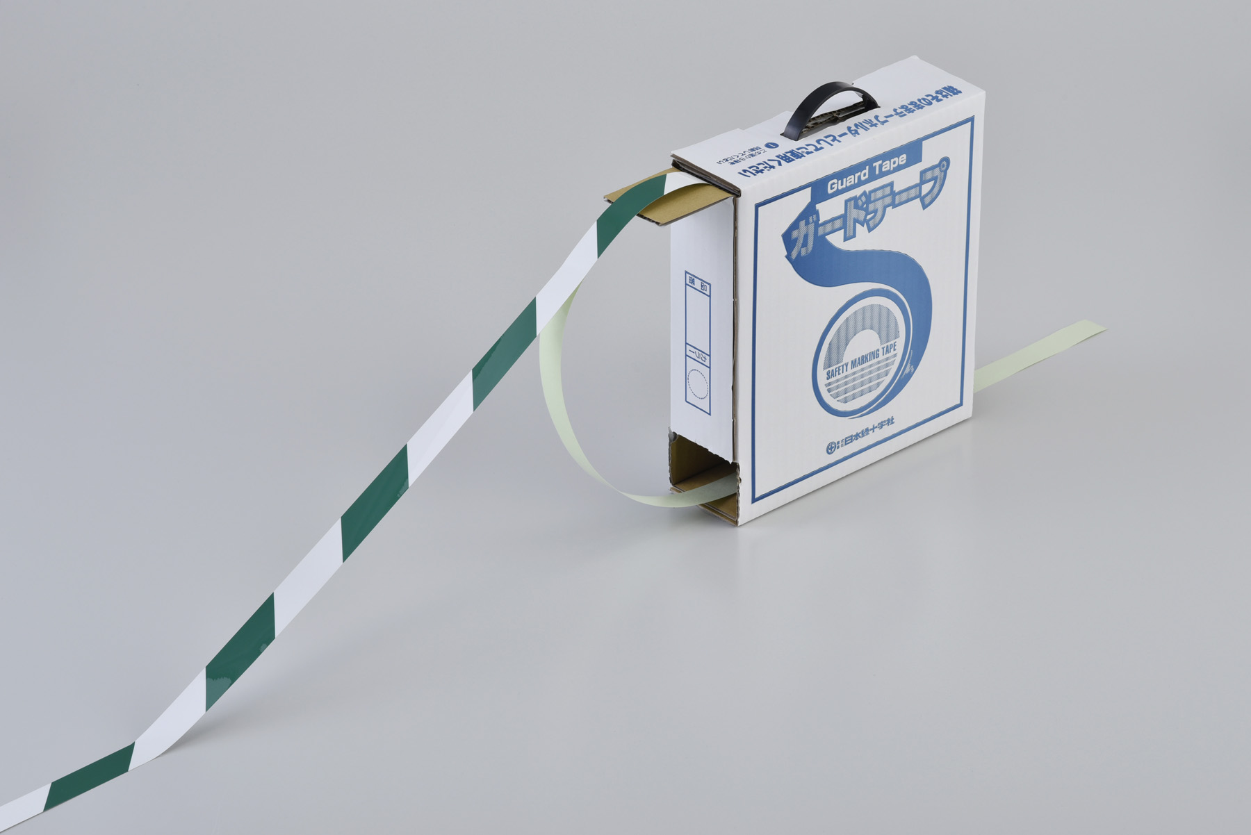 最新作低価 日本緑十字 緑十字 ガードテープ（ラインテープ） 青 ５０ｍｍ幅×１００ｍ 屋内用 ソフマップPayPayモール店 通販  PayPayモール